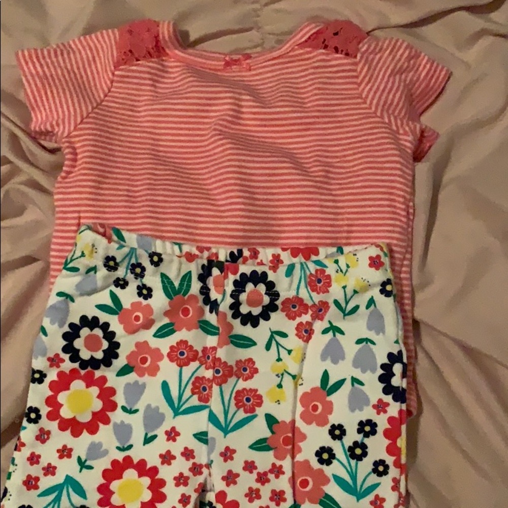 Carter’s Outfits - Picture 3 of 3